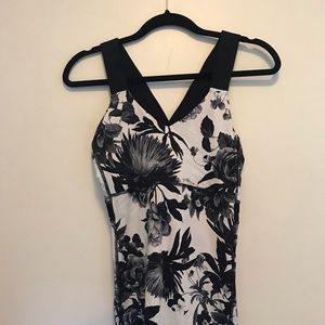 Floral lululemon tank